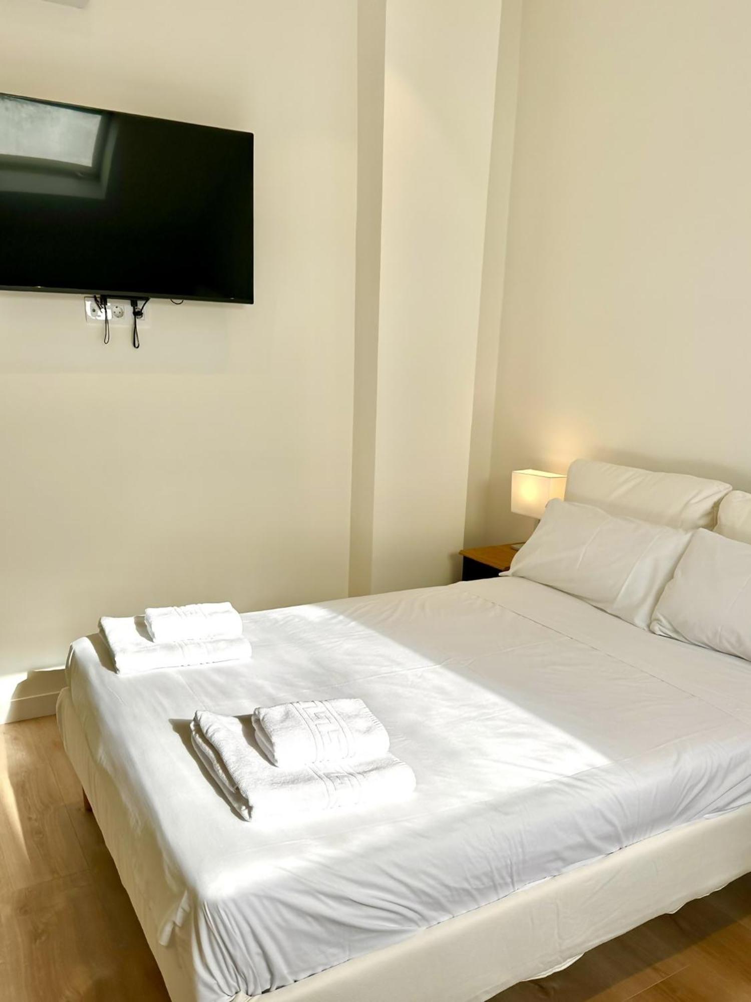 Apartamentos Noviembre Madrid Exterior foto